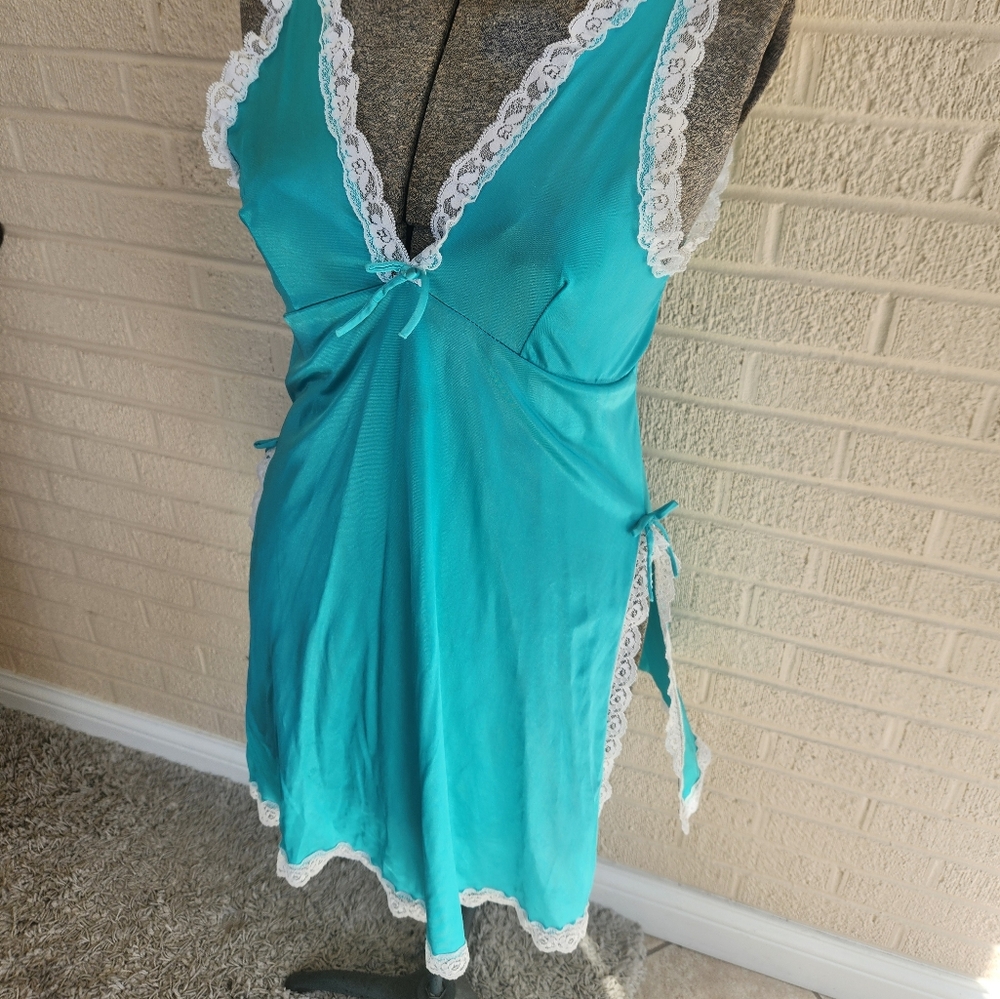 Vintage Turquoise Lace Trim Slip